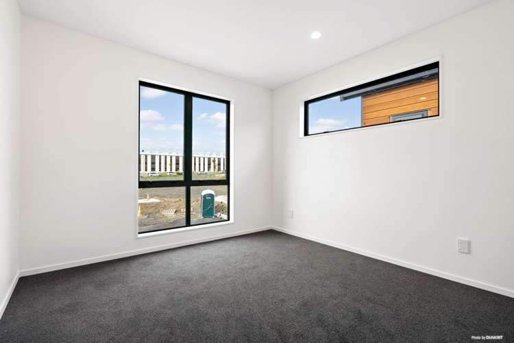 6 Whakaora Lane Flat Bush_19