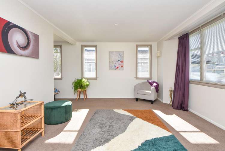 374 High Street South Carterton_10