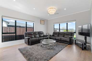 15 Black Beech Crescent_1