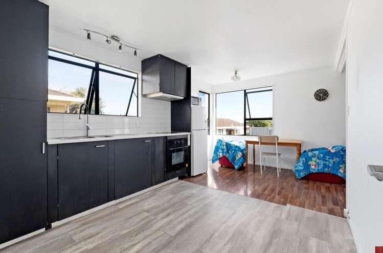 1/1 Rebecca Rise Manurewa_5
