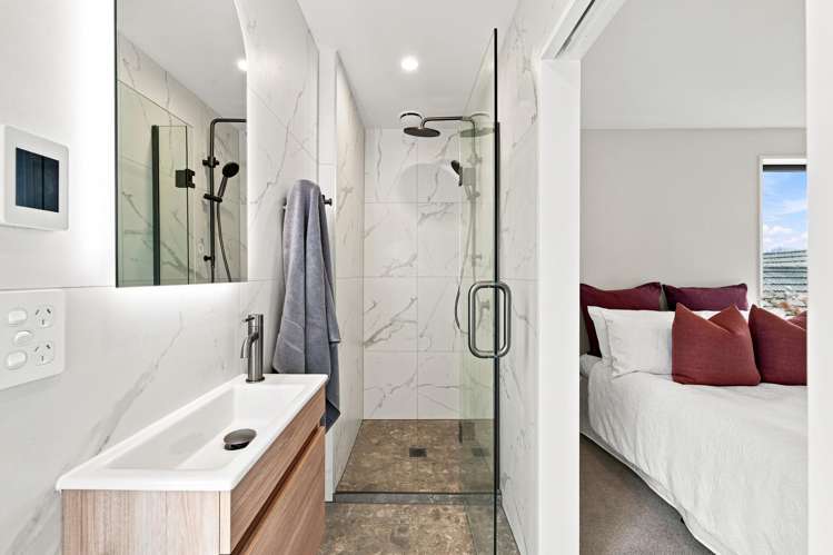 1/16 Roker Street Somerfield_8