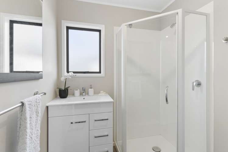 1/9 Iliad Place Wiri_5