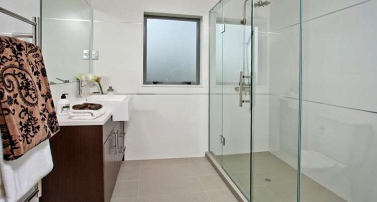 18 Bintulu Place Fairview Heights_21