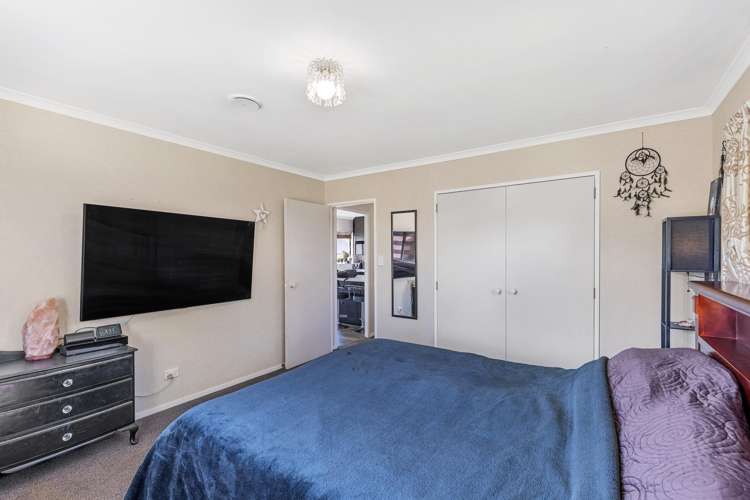 20 Charles Cross Street Longburn_15