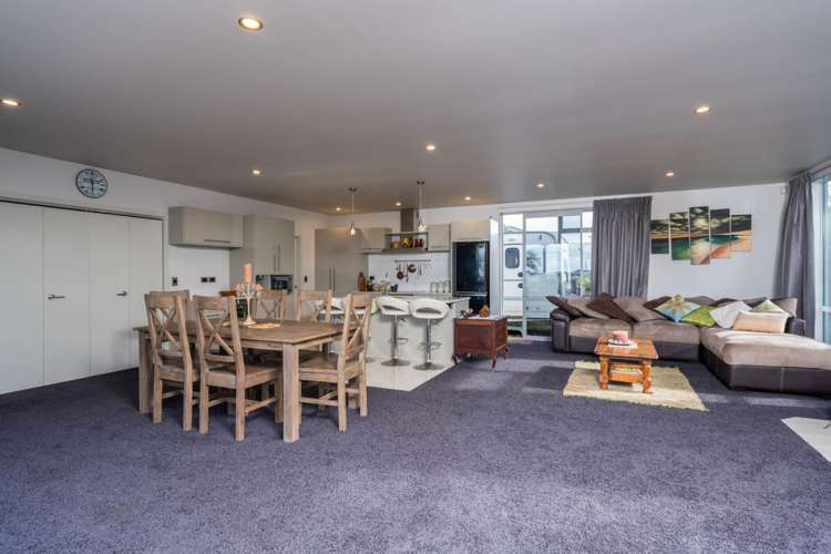 5 Martingale Lane One Tree Point_6