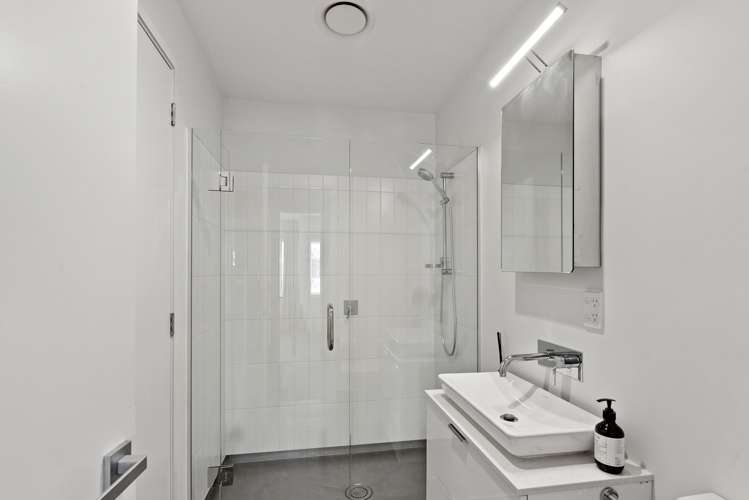 9/83 Hinemoa Street Birkenhead_14