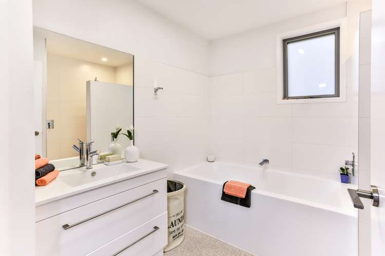 180 Scenic Drive Titirangi_15