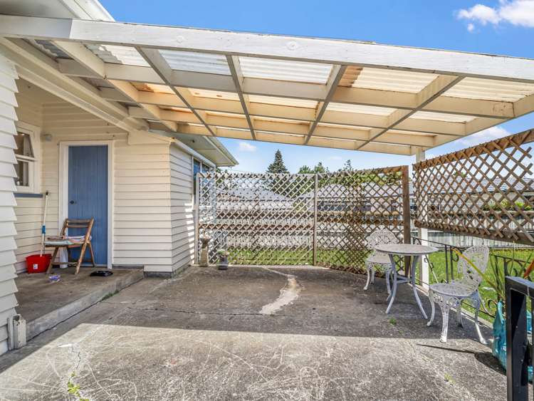 89 Parker Avenue Levin_23