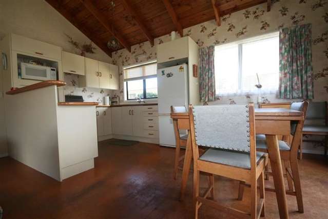 109 Mayfair Avenue Whangamata_1