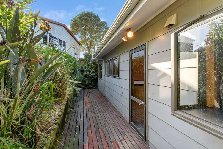37 Westhaven Drive Tawa_17