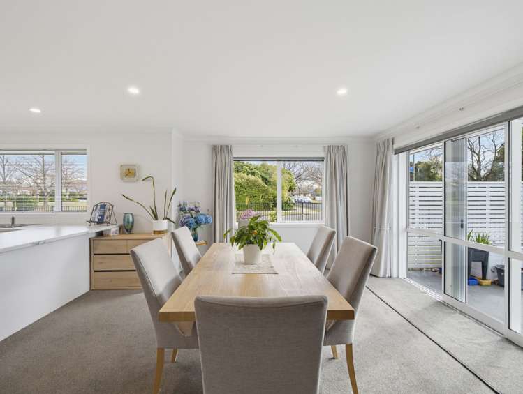 1A Clifford Place Amberley_11