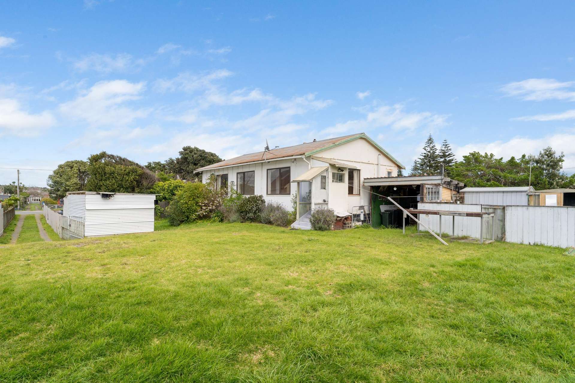 4a Manuka Street Otaki Beach_0