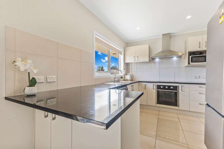 2/30 Calvert Avenue Mangere East_7