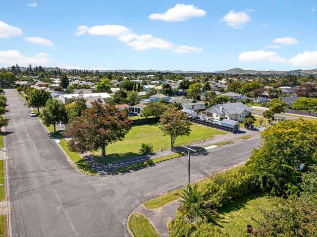 Lot Lots 1,2 and 3/- 23 Hogg Crescent Masterton_4