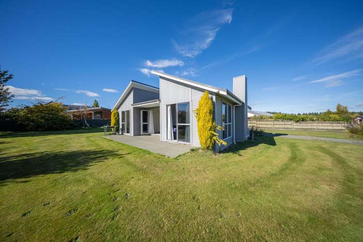 25 Pop Andrew Drive Te Anau_24