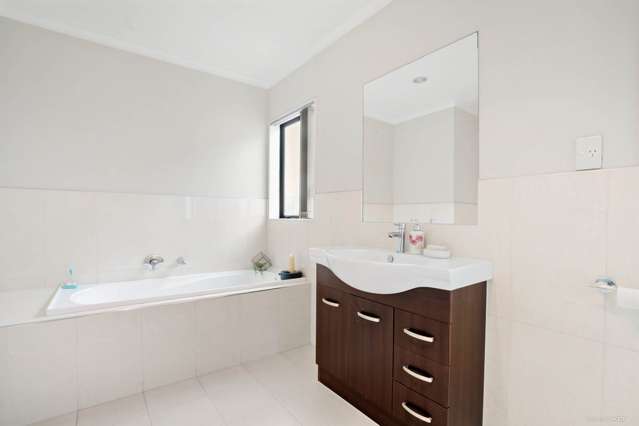 30 Clady Drive Flat Bush_4