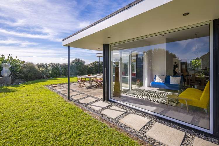 21 Sandown Road Te Horo Beach_23