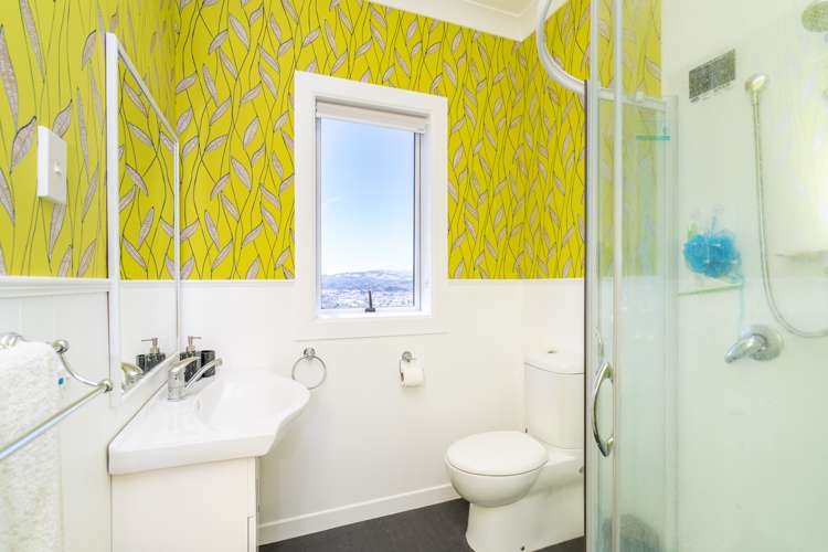 63 Easther Crescent Kew_18