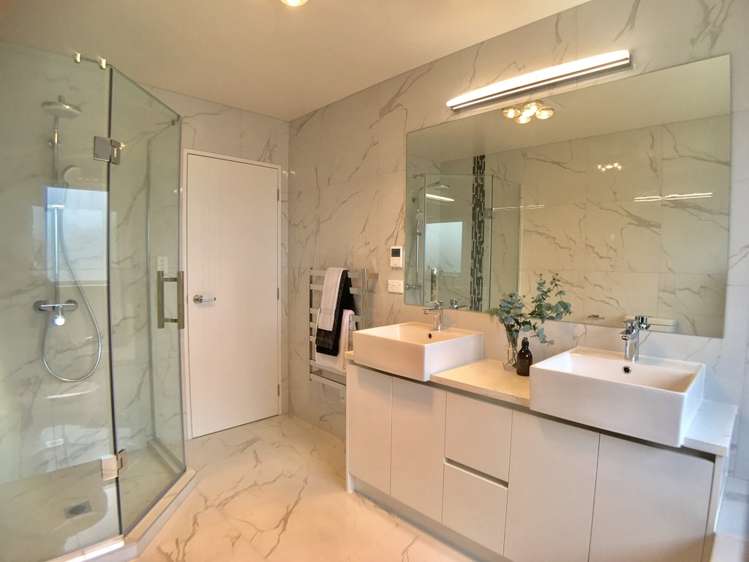 11 Fricker Way Flat Bush_16