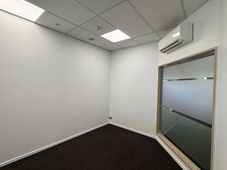 55 Ferry Road City Centre_15