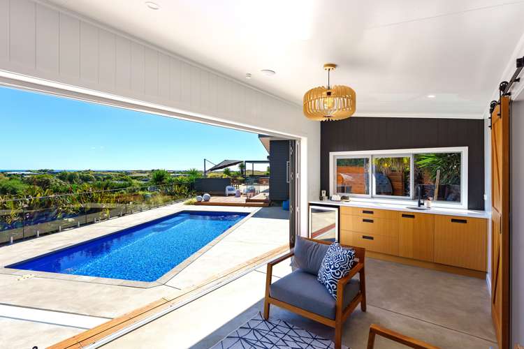 36 Raukawa Road Peka Peka_32