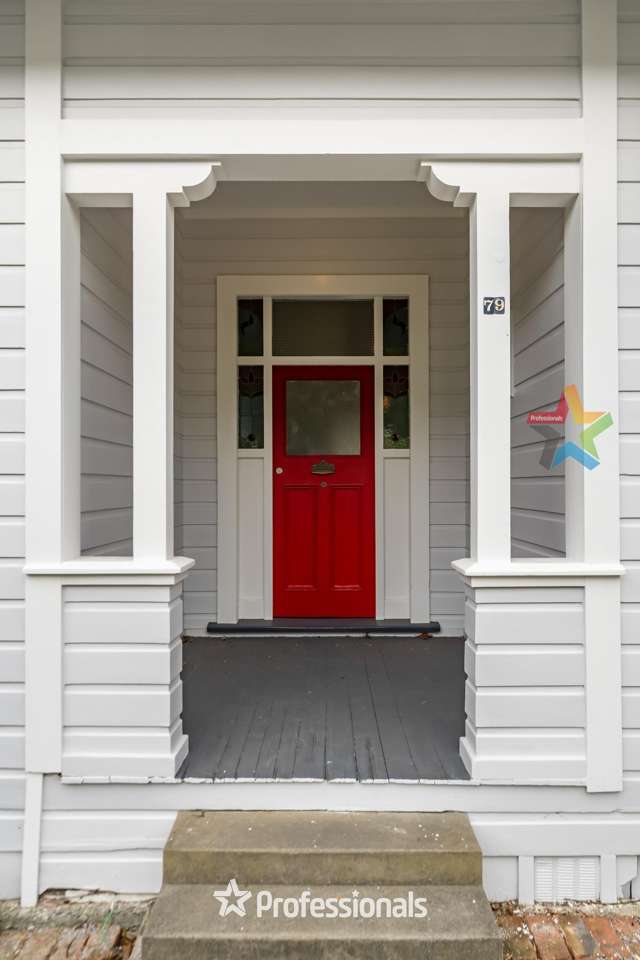 79 Queens Drive Lyall Bay_2