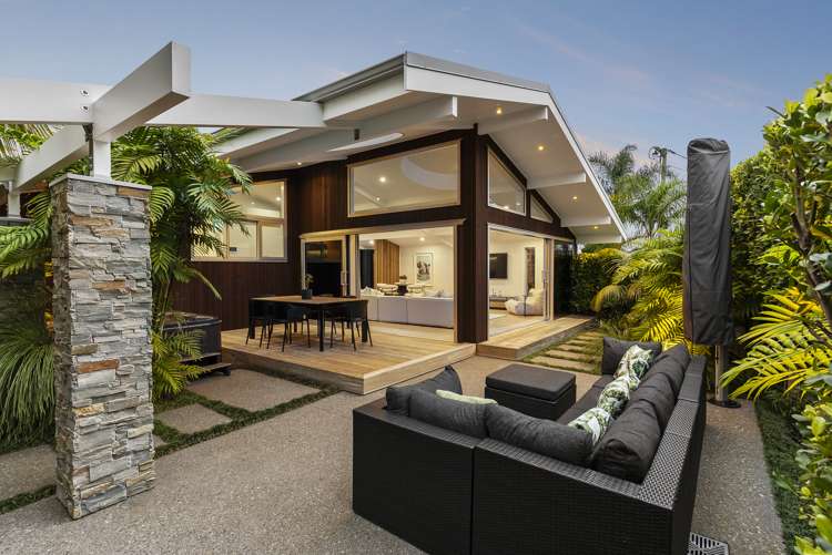 39 Doment Crescent Orewa_16