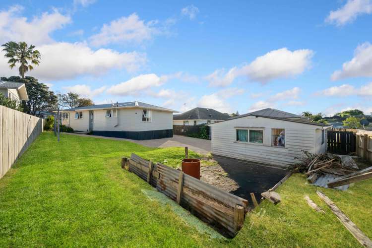 26 Sandbrook Avenue Otara_18