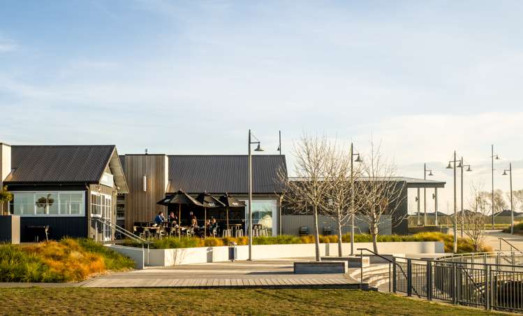 9 Lakeside Drive Pegasus_16