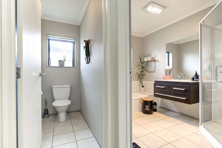 41 Heathfield Avenue Huntington_16