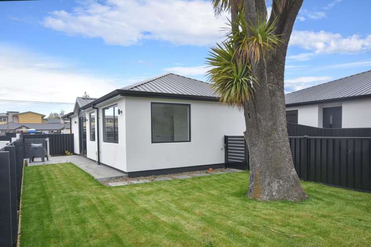 2/2 Cargill Street Mosgiel_14