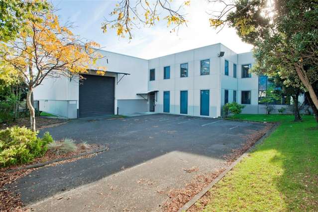 42 Vestey Drive Mount Wellington_3