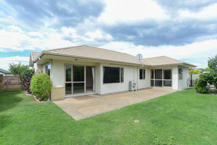 8 Forbury Way Taradale_19