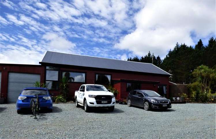 593 Ormiston Road Waipu_8