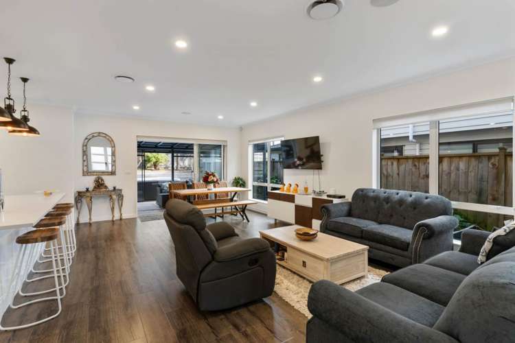 4 Cooladawson Drive Flat Bush_15