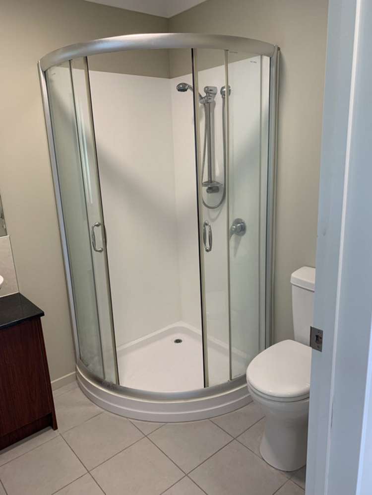 2h/25 Weranui Road Waiwera_5