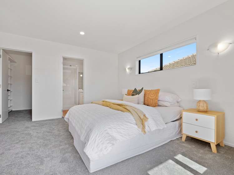 40 Travis Country Drive Burwood_9