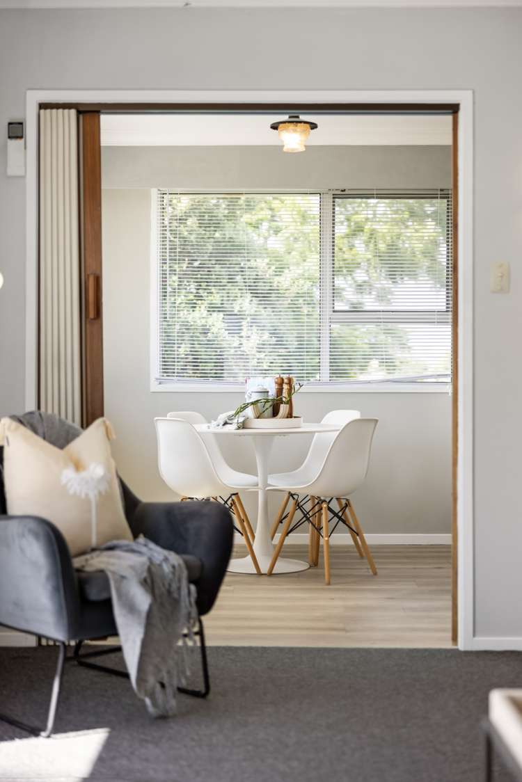 42 Matua Road Matua_7