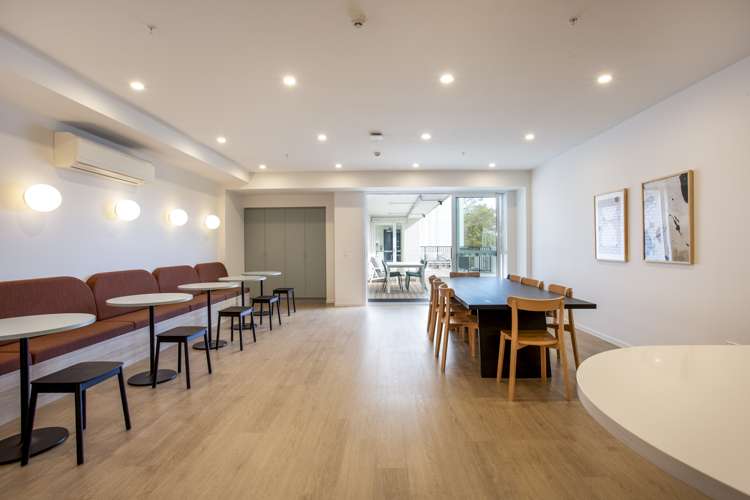 505/1817a Great North Road Avondale_10