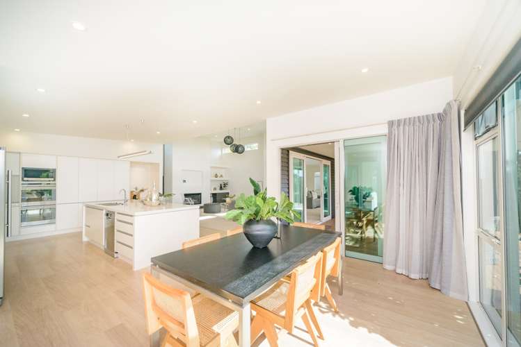 16 Grand Oaks Drive Awapuni_9