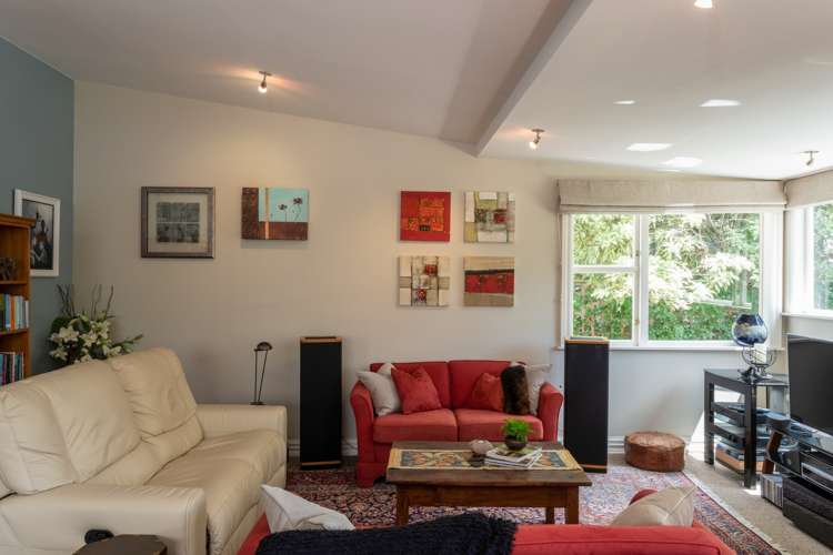 5 Somerset Avenue Newtown_6