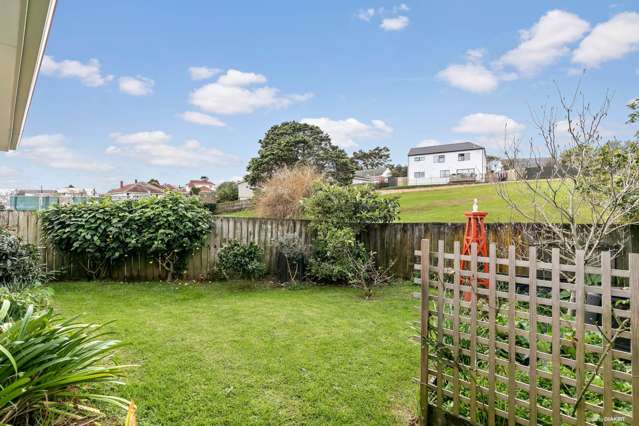 57 Freeland Avenue Mount Roskill_4