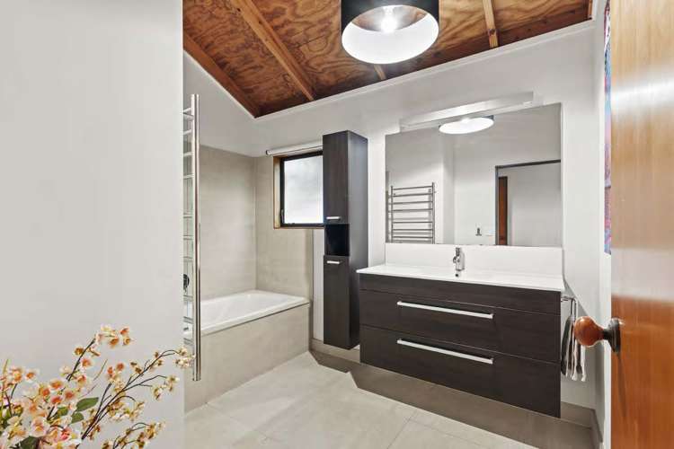 11 Lascelles Drive Dairy Flat_15