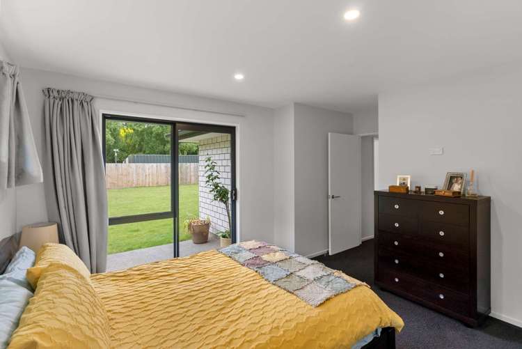 59 Graeme Foote Street Darfield_9