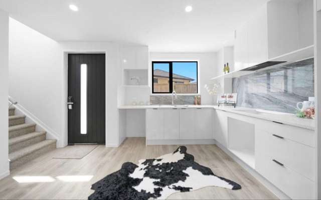 4/30 Tawa Crescent Manurewa_2