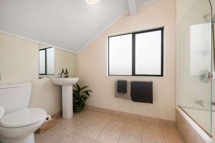 1/3 Antrim Grove Bayview_17