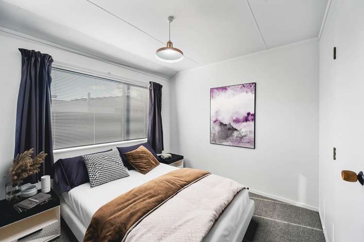 42 Whiting Crescent Greenmeadows_6