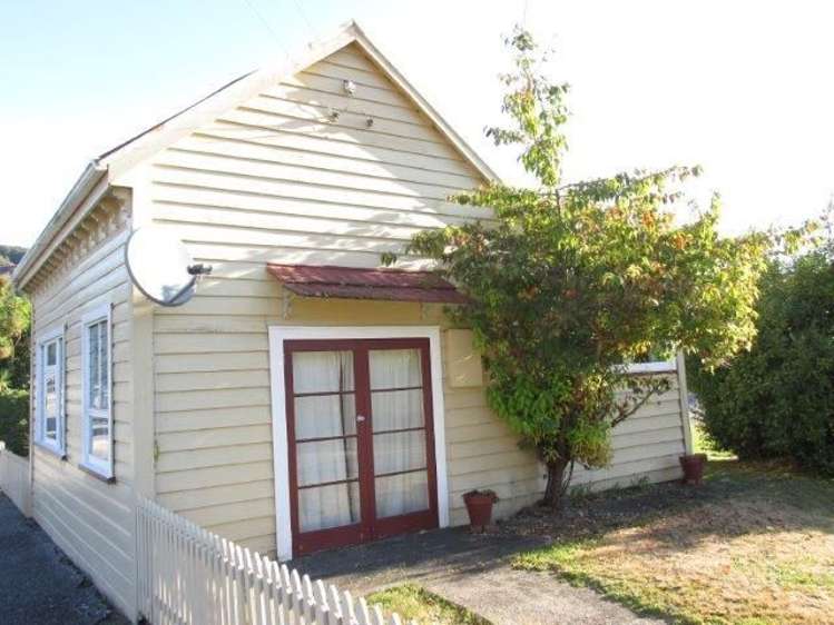 2 Smith Street Reefton_0