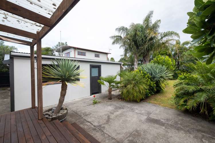 280 Clifton Road Te Awanga_17