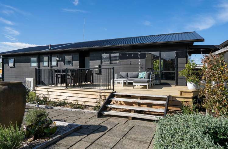 6 Kelly Road_1